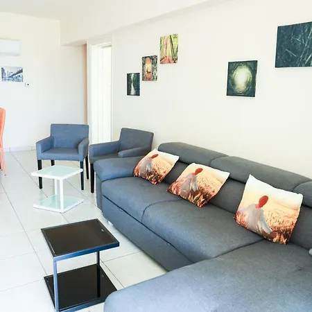 Mackenzie Flat 101 Apartment Larnaca Exterior photo