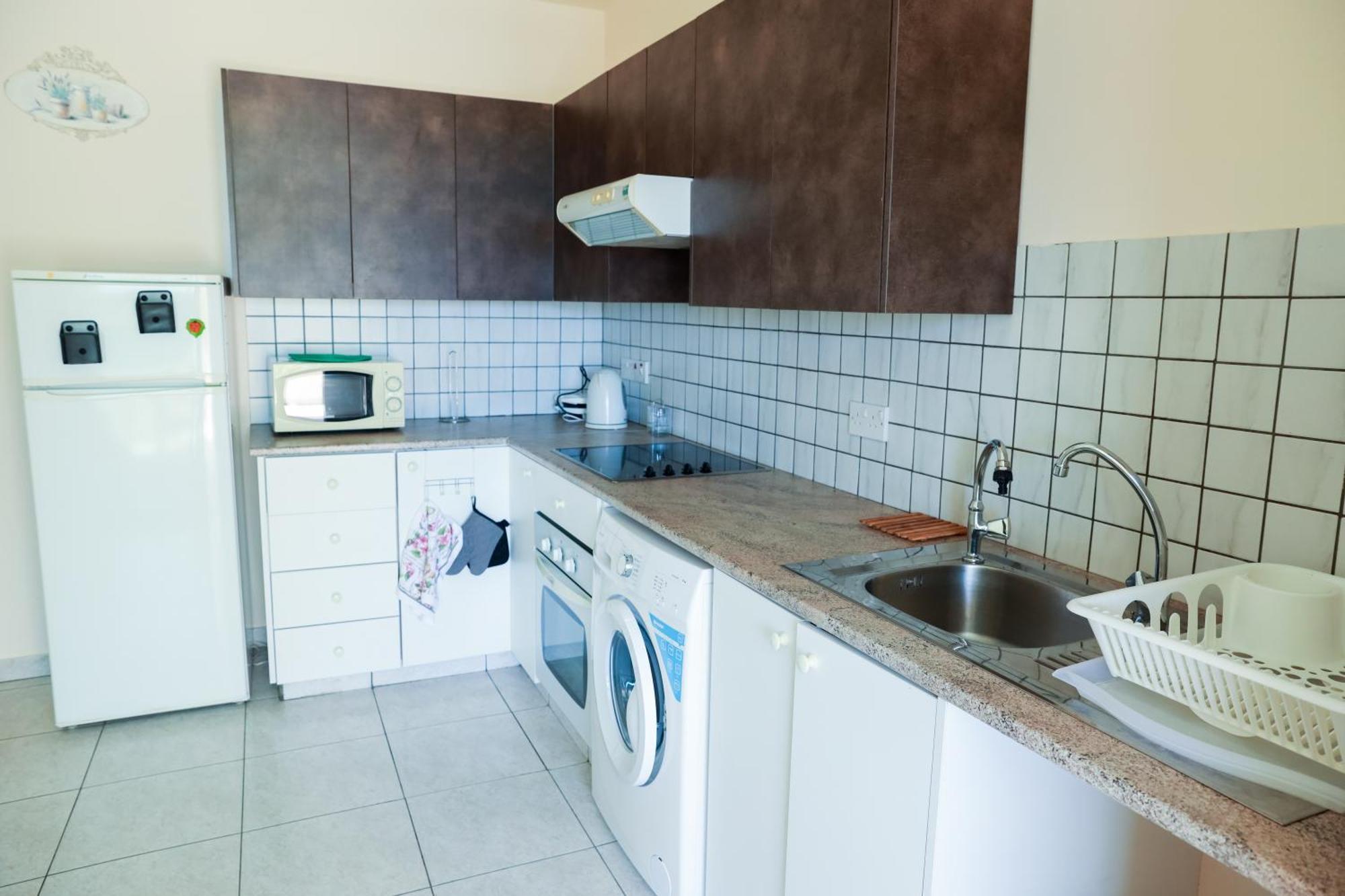 Mackenzie Flat 101 Апартаменти *